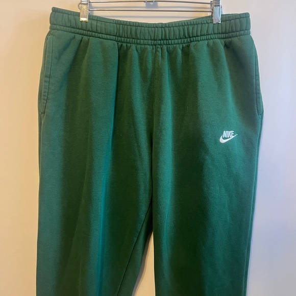 Nike Forest Green sweat pants with cuffed hem size xl - Picture 3 of 6